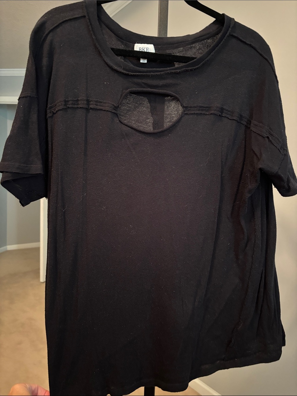 BKE KEYHOLE TOP